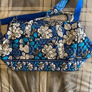 Vera Bradley travel bag